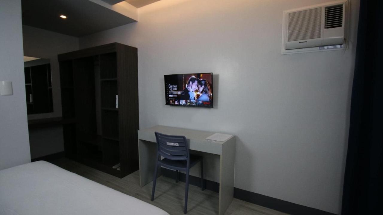 Sands Hotel Nasugbu Exterior photo